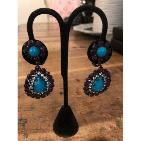 VINTAGE 1960 ERA KENNTH JAY LANE PINK GLASS CRYSTAL BLUE RESIN CLIP ON EARRINGS - Picture 3 of 7